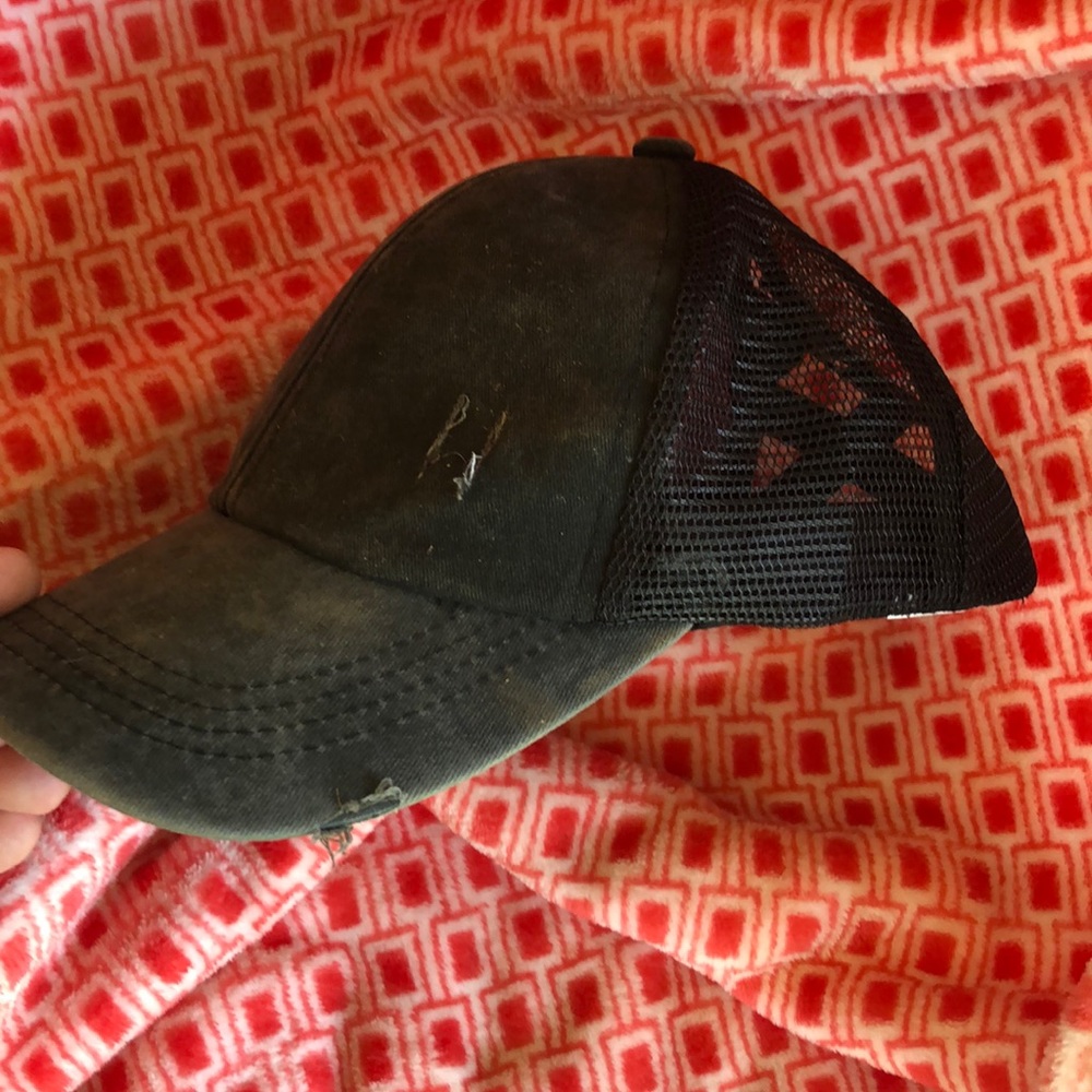 Pony tail hat